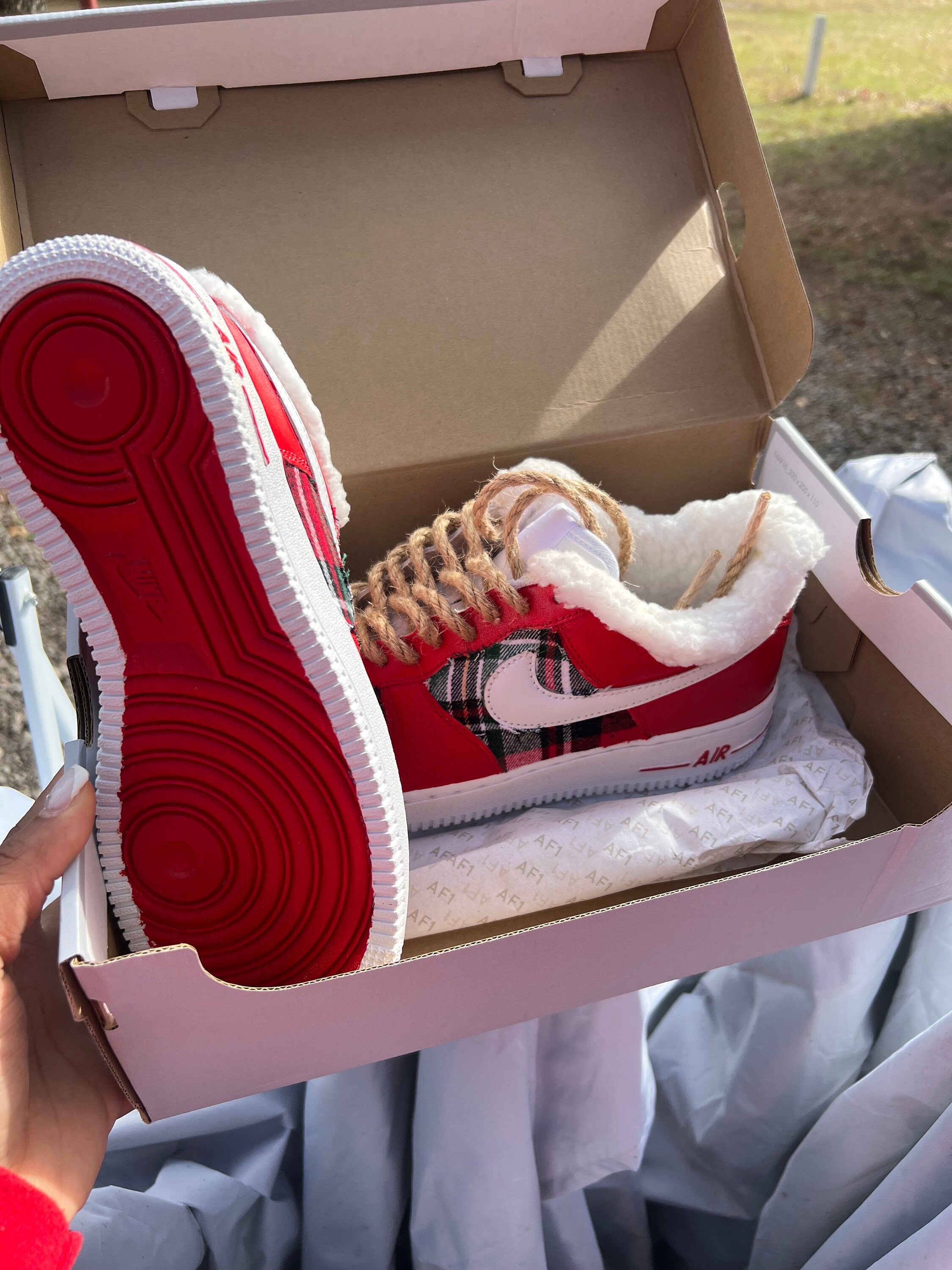 Plaid air deals force 1