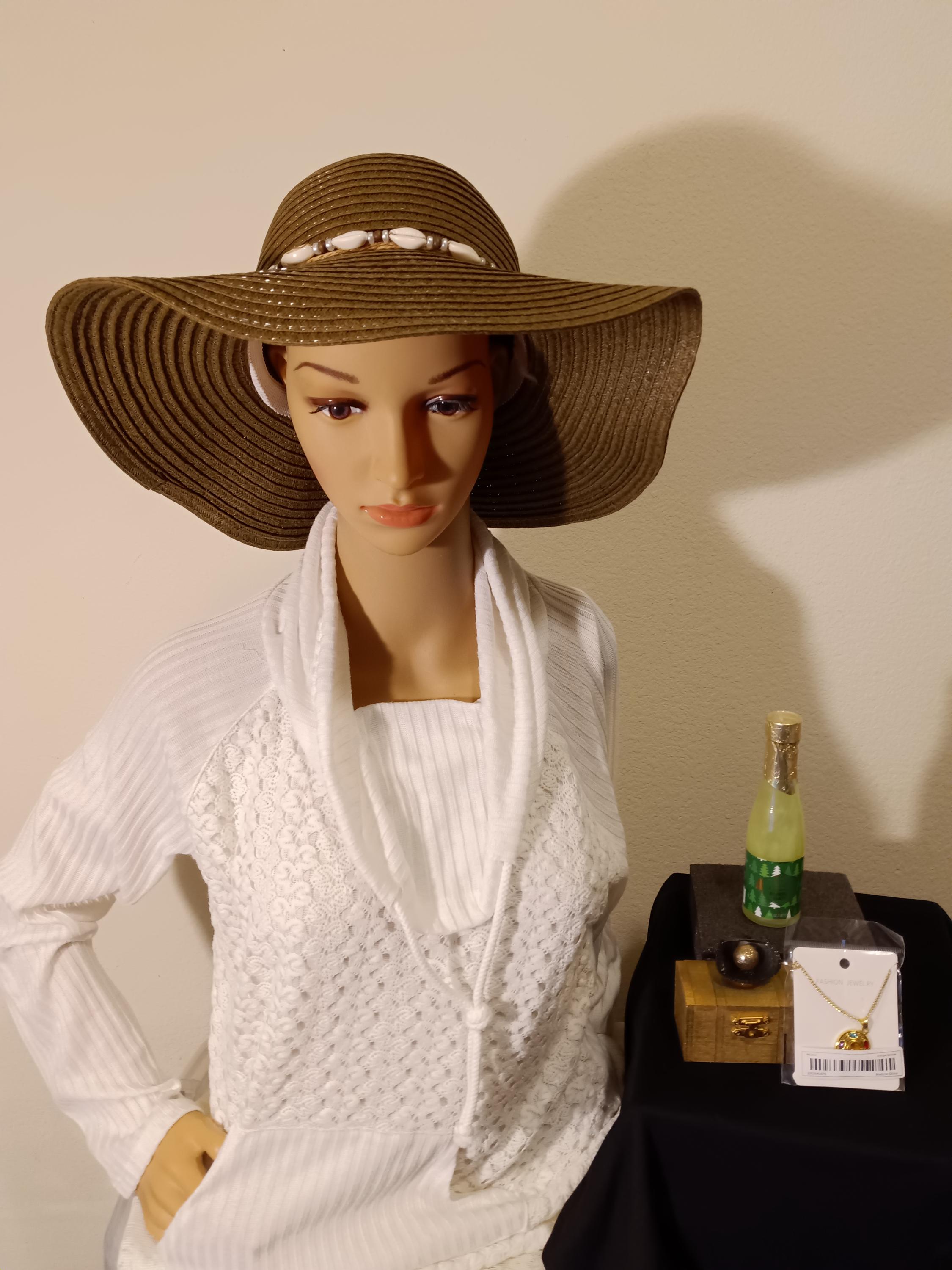 Floppy Wide Brim Straw Hat With Sea Shell Band - Spring  display picture 2