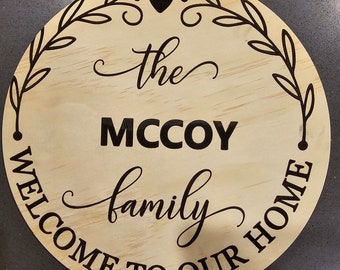 Plaque familiale gravée sur bois CUSTOM | Nom de famille