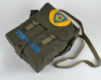 Canadian Civil Defence first aid bag