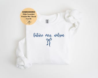 カスタムミセス刺繍スウェットシャツ、フューチャーミセスパーカー、婚約ギフト、花嫁、フューチャーミセススウェットシャツ、コケットな独身パーティー