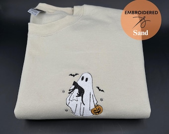 Sweat-shirt brodé Halloween, joli col ras du cou chat noir pour femme, pull d'automne pour maman chat effrayant, chemise brodée fantôme avec chats noirs