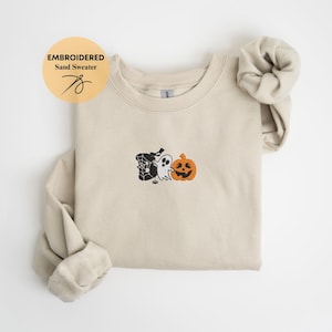 Felpa con fantasma ricamata, felpa di Halloween, felpa autunnale, maglietta con fantasma carino, girocollo di Halloween, stagione spettrale, regalo di Halloween