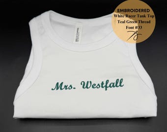 Débardeur côtelé brodé personnalisé : Débardeur court brodé à col montant, Broderie personnalisée sur le haut de l'An 2000, Débardeur personnalisé pour soirée nuptiale