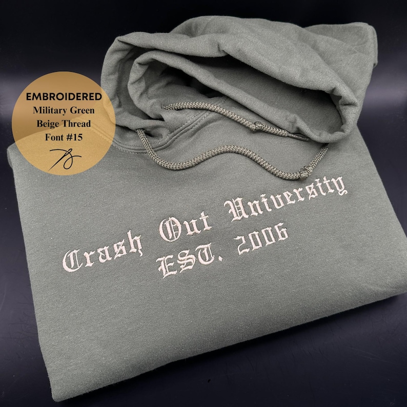 Bestickter benutzerdefinierter Hoodie, personalisierter Hoodie, Geschenk für sie, Hoodie mit individuellem Text, Hoodie mit individuellem Logo, Paare Hoodies, Muttertagsgeschenk Bild 1