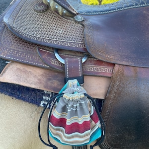 Western Horse Saddle Bag, Cinching Saddle bag, Hanging Drink Saddle Pouch, Light weight Saddle Bag for Trail riding
