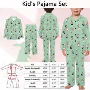 Puede incluir: Un conjunto de pijama infantil verde menta con un estampado repetido de conejito de dibujos animados. El conjunto incluye una camisa con botones y pantalones a juego. La imagen tambi&eacute;n muestra las medidas de tallas.