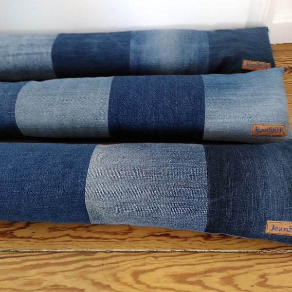 Zugluftstopper, Windstopper für Türen, Luftzugstopper, Jeans, Upcycling, Türstopper, Nachhaltig, Wohnen, Wohndekoration, Haus&Wohnen