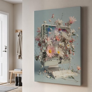 Może przedstawiać: Wydruk na płótnie przedstawiający komputer w stylu vintage, pokryty żywą kompozycją różowych i białych kwiatów. Grafika ma jasnoniebieskie tło i zawiera klawiaturę.