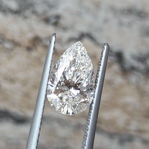 1.50 Carat Pear Lab Grown Diamond, IGI Certified D VS1 Lab Diamond, Pear Shape Diamond For Engagement Ring Making