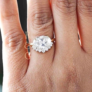 3 CT Oval Labradorit Ring, 14K Gold Oval Diamant Verlobungsring, Ost-West-Ring, Geburtstagsgeschenk für sie