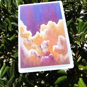Postal de edición limitada de 4x6 con impresión de nubes naranjas y cielo morado gouache en papel de acuarela