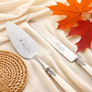 Elegant Wedding Rose Cake Server Set, Marriage gift, Matrimonial Ceremony Dessert Silverware, Elegant Gold Accents, Bridal Shower Gift
