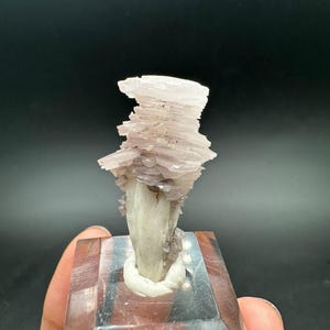 White Fluorescent Calcite Specimen from Fujian, China, 30mm Box White Thousand Layer Calcite, Flaky Calcite, h561
