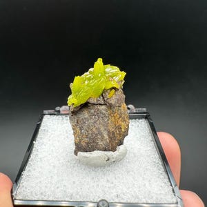 Natual Green Pyromorphite from Guangxi Province, China, 30mm Box Raw Pyromorphite Cluster, Mineral Specimen, h622