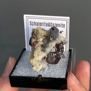 Natural Red Sphalerite on Quartz from Hunna, China, Gemy Deep Orange Sphalerite Mineral Specimen, Raw Sphalerite with Galenite