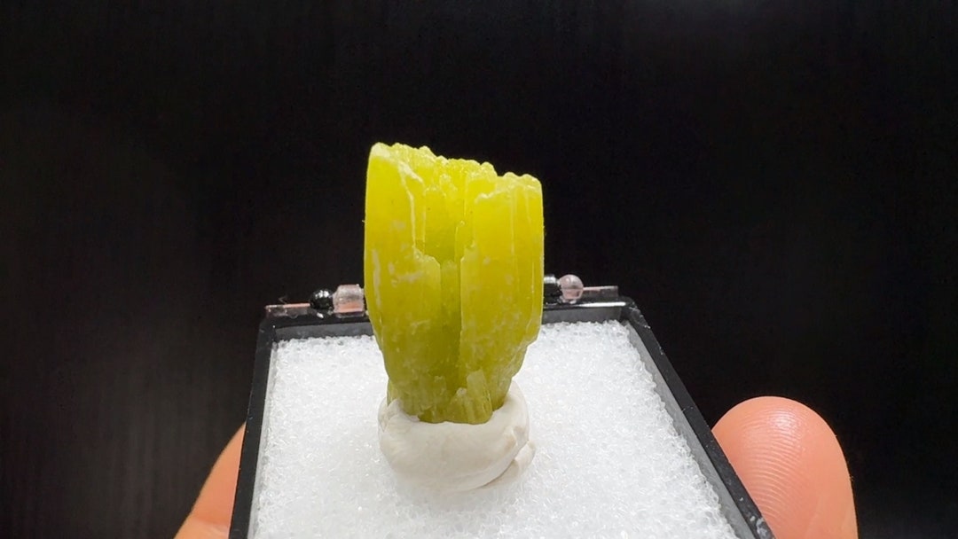 Green Pyromorphite From Guangxi Province, China, 35mm Matrix Mini Raw ...