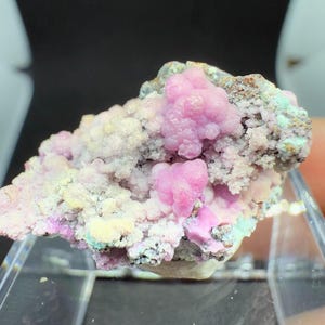 Bright Pink Smithsonite Cluster from Yunnan, China, Pink Smithsonite Raw Mineral Specimen, Chinese Mineral Specimen