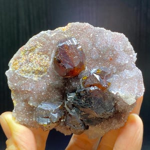 Natural Red Sphalerite on Quartz from Hunna, China, Gemy Deep Red Sphalerite Mineral Specimen, Natural Raw Sphalerite Stone