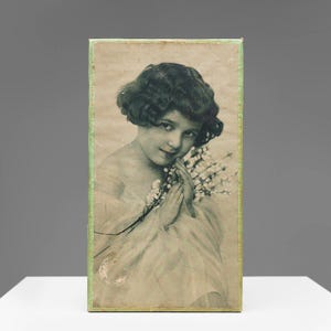Boîte en carton vintage belge Art Déco Bohème antique, années 1930