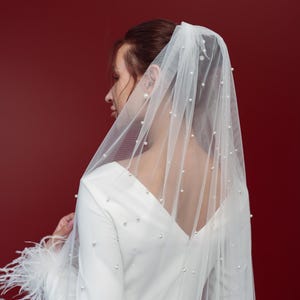 Pearl wedding veil, cathedral veil with pearls, long bridal veil white tulle, boho veil, lace veil, mantilla veil, veil wedding