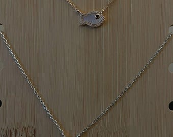 Mother-of-pearl necklace, fish with zircons