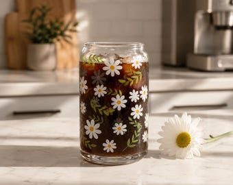 Daisy Glass Tumbler: Floral Iced Coffee Cup, 16oz Libbey Can