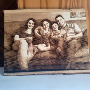 Laser Engraved Wood Slice Portrait: Personalized Pet & Family Photo Gift