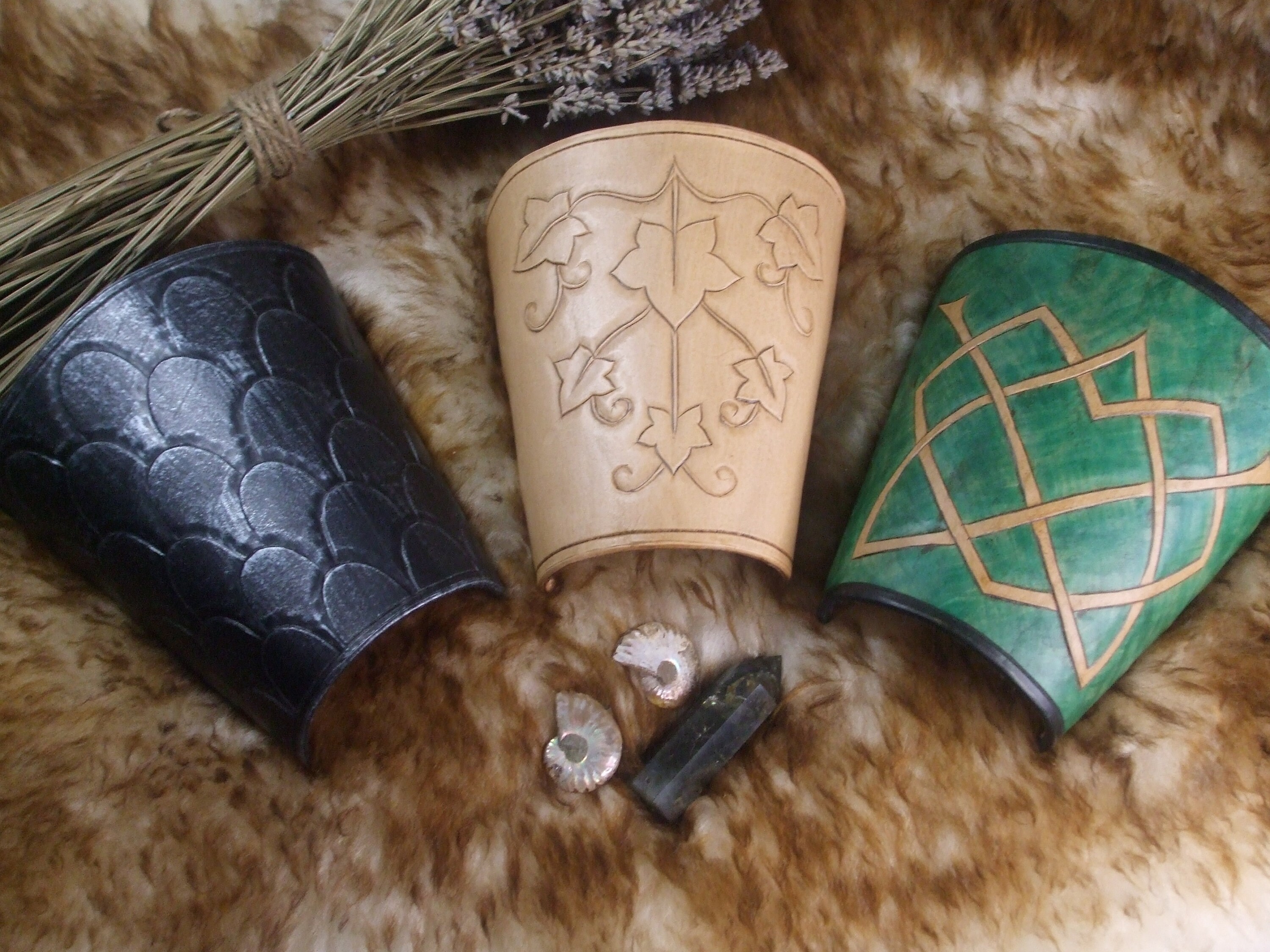 Tooled Leather Vambrace Pattern - Etsy