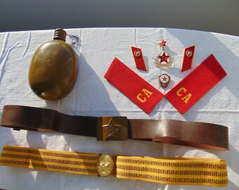 Viele Gegenstände eines sowjetischen Soldaten. Armee der UdSSR. Der Preis gilt für alles auf dem Foto.