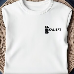 Bügelbild: Es Eskaliert Eh- zum Aufbügeln / 2 Stück Bügelbilder / In Schwarz oder Weiß / Bügelbild / JGA Bügelbild / ca. 5x10cm