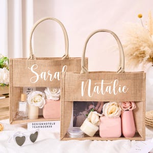 Personalized Burlap Bag, Bridesmaid Beach Tote Bags, Bridesmaid Proposal Bags, Beach Tote Gift Bag with Name, Bachelorette Party Favor