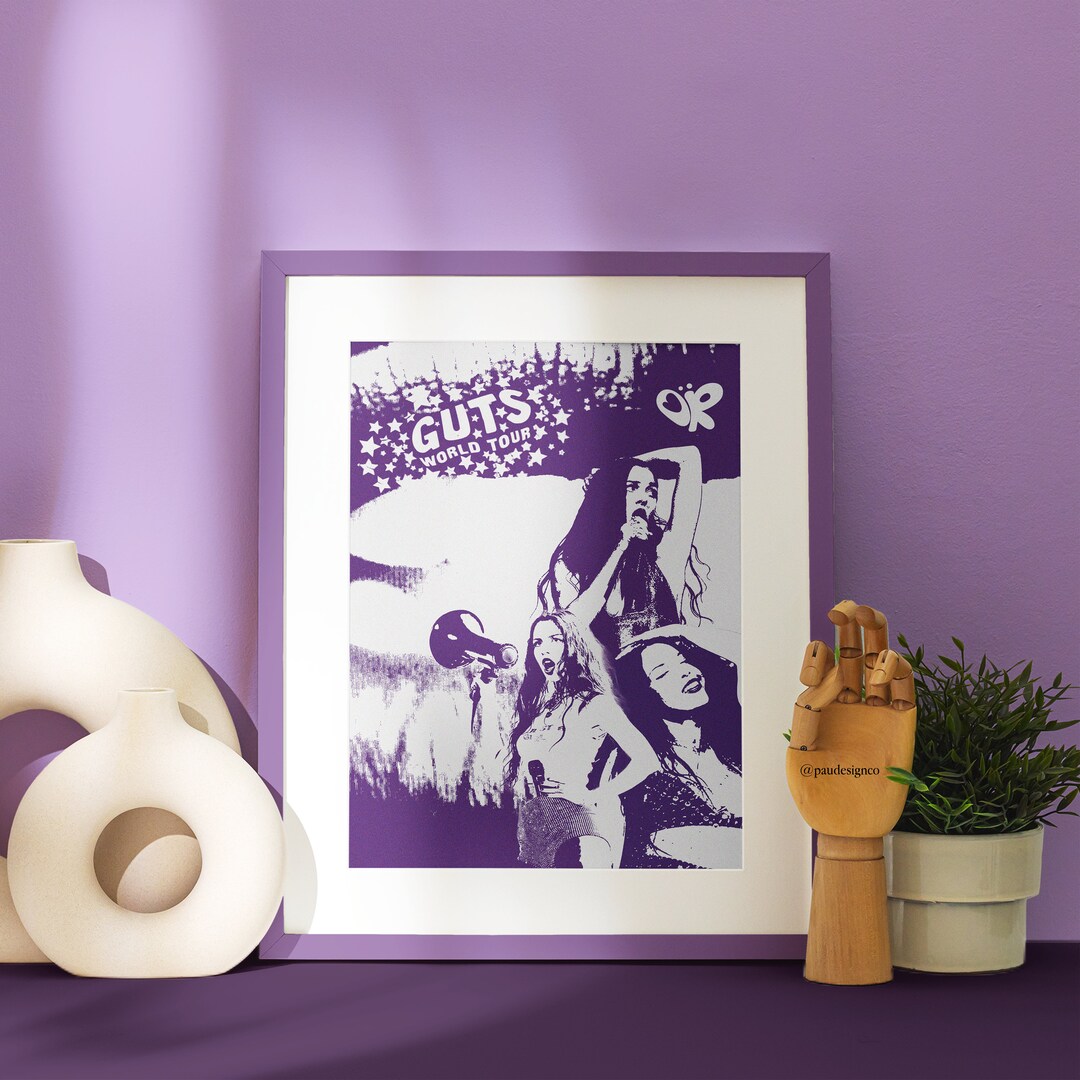 アート・デザイン・音楽 OLIVIA RODRIGO GUTS WORLD TOUR BOOK GUTS world tour book - Olivia Rodrigo