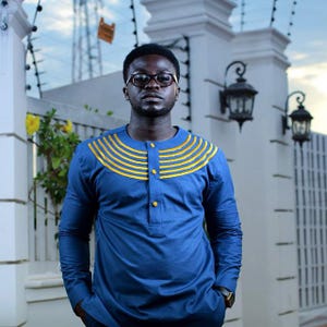 Camicia a maniche lunghe da uomo blu e oro, abbigliamento africano, moda africana, abbigliamento maschile