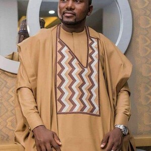 Matte Ivory & Brown Agbada Babariga 3 Pieces Groom Suit Men African Clothing