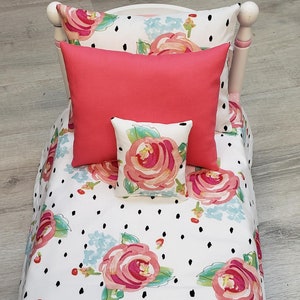 18 Inch Doll Bedding Set: Floral Comforter & Pillows