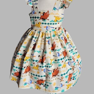 Lion King inspire dress - Lion girl dress - Lion King & friends dress - Girls Lion dress - Simba dress - Lion vacation dress - Lion dress