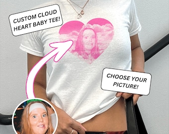 T-shirt bébé personnalisé coeur nuage, ajoutez votre propre photo, personnalisé, haut court coquette de l'an 2000, esthétique des années 2000/90, cadeau amusant, emblématique et décoiffé