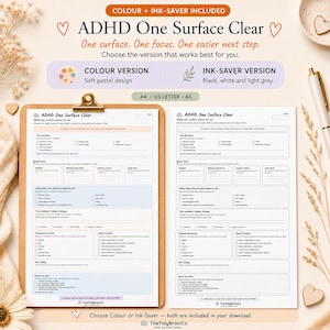 Könnte beinhalten: Zwei druckbare ADHD One Surface Clear Planungsblätter auf einem Holz-Klemmbrett. Die Dokumente enthalten Abschnitte zur Oberflächenauswahl, Schnellsortierung, Aufgabenbeschreibung und Fortschrittsverfolgung, verfügbar in Farb- und Tintensparversionen.