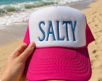 Casquette de camionneur en filet Salty Beach avec message brodé, chapeau pour femme, design entièrement personnalisable pour femme