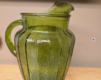 vintage 1970's Anchor Hocking avocado green sprucewood glass pitcher.