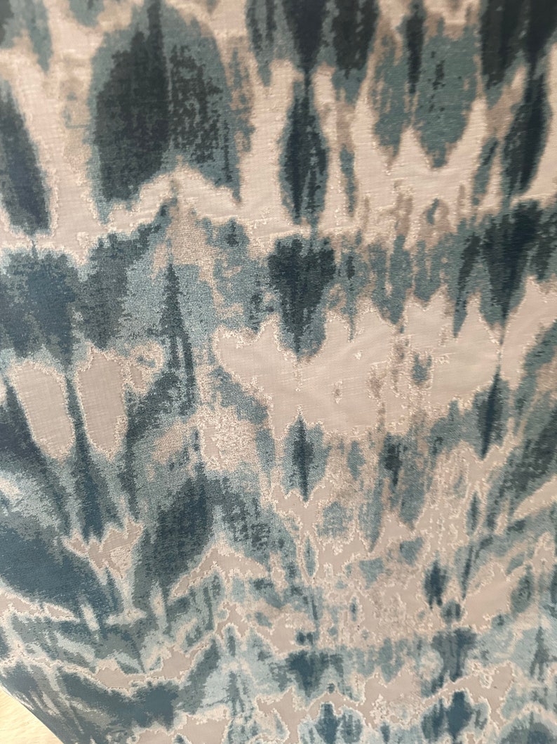 Tissu Velours Coupé Kravet Couture - 9 Yards (8,23m) - Coloris Stone
