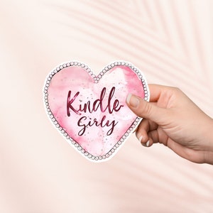 Pegatina femenina Kindle, linda pegatina de vinilo bookish, Bookish Merch, regalo amante de los libros, pegatinas Kindle de lector electrónico, amante de la lectura, lector Smut