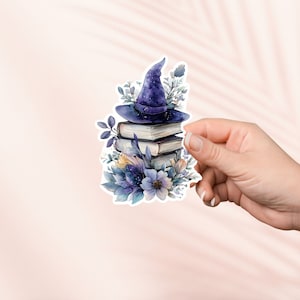 Hexenhut und Bücher Aufkleber, niedlicher Bücherwurm Vinyl Aufkleber, Bücherwurm Merch, Buch-Liebhaber-Geschenk, e-reader Kindle Aufkleber, Märchen-Hexerei