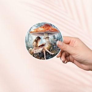 Meisje leest in betoverd bos Sticker, schattige Cottagecore-sticker, Kindle-stickers, paddestoel, cadeau boekenliefhebber, cadeau e-reader, leesliefhebber