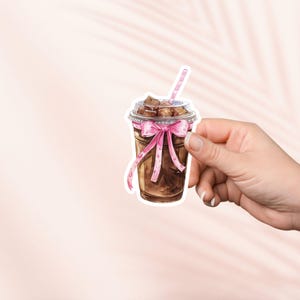 Pegatina de café helado con lazo rosa, bonita pegatina de vinilo, merchandising literario, regalo para amantes de los libros, pegatinas para lectores electrónicos Kindle, amantes de la lectura, lectores obscenos