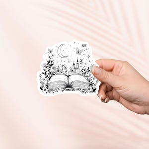 Sprookjesachtige open boek sticker, schattige vinyl sticker, fantasy leesgrage merchandise, boekenliefhebber cadeau, e-reader Kindle stickers, leesliefhebber, Booktok