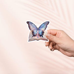 Pegatina de mariposa azul y libro, bonita pegatina de estilo Cottagecore, pegatinas para Kindle, artículos de merchandising para amantes de los libros, regalo para amantes de los libros, regalo para lectores electrónicos, amantes de la lectura