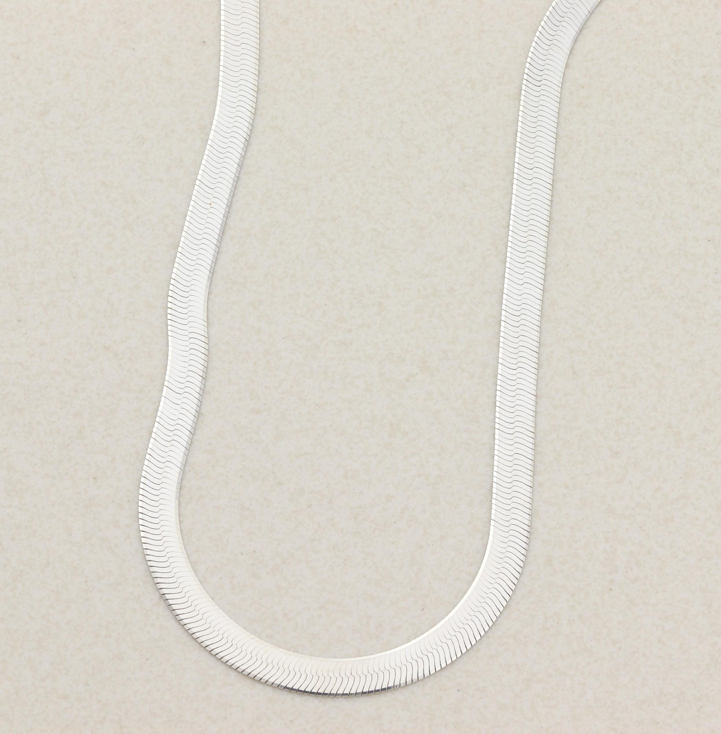 Sterling Silver Textured Herringbone Chain Necklace 18