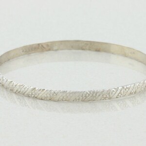 Pulsera vintage de plata de ley de 8&quot; de diámetro y 2 5/8&quot; de diámetro